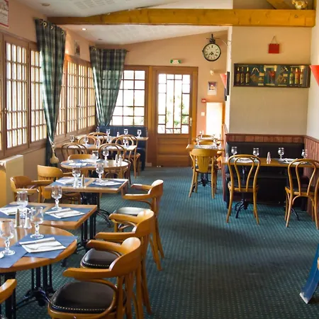 Restaurant La Promenade מלון 2*
