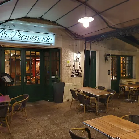 Restaurant La Promenade מלון