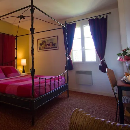 Restaurant La Promenade Отель Гурдон-ан-Керси