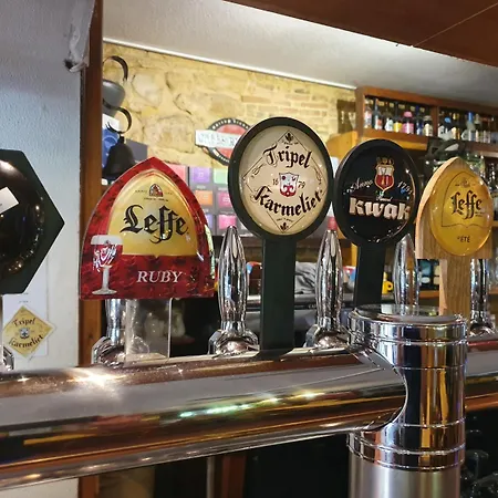 Restaurant La Promenade Отель Гурдон-ан-Керси